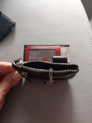 Cartera de piel para hombre