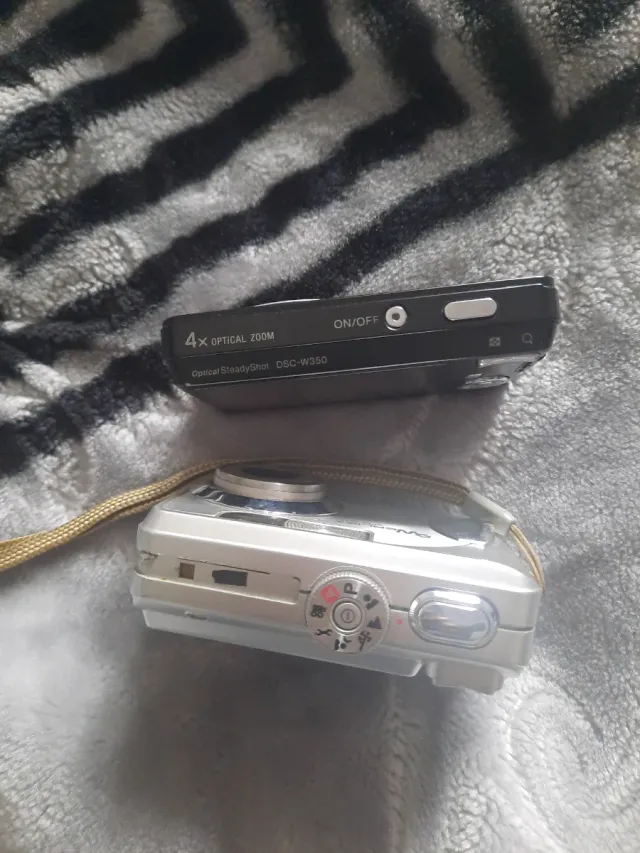 2 Cámaras Digitales Sony14.1 y Werlisa