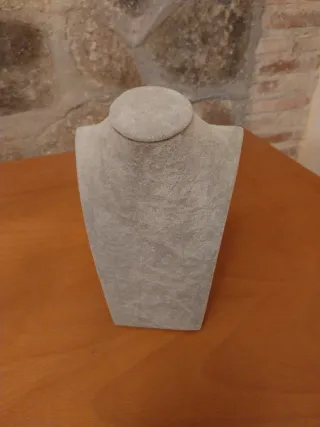 Expositor joyeria tipo peto gris