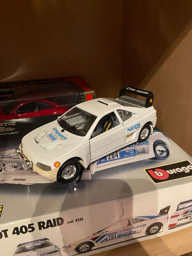 Maqueta Peugeot 405 Raid Burago 1:24