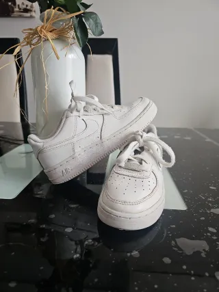Nike Air Force 1 Talla 32 Blancas