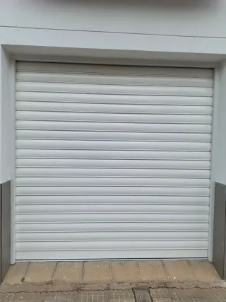 Puerta de garaje enrollable