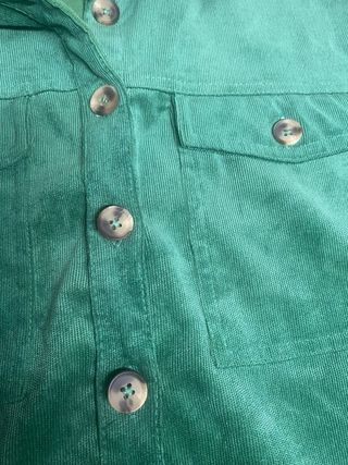 Camisa verde pana Stradivarius