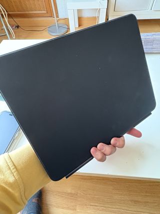 Teclado y Funda Apple iPad Pro 13 (Apple)