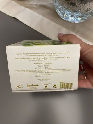 Miniatura y anillo de Lolita Lempicka