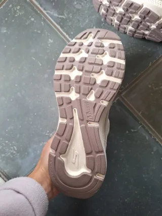 Skechers Go Run Talla 37 Beige