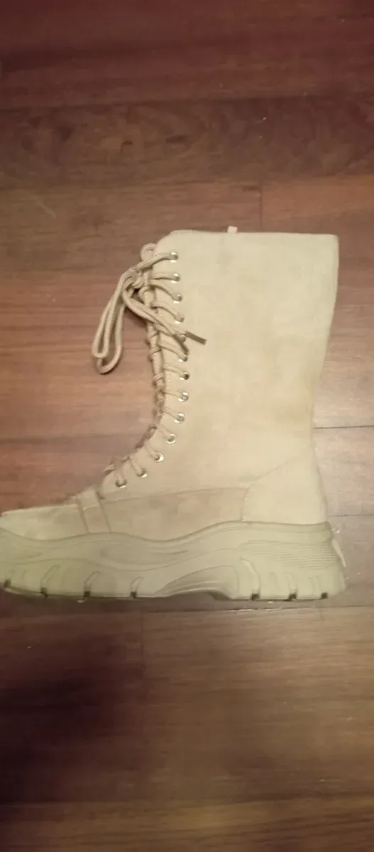 Botas altas mujer beige