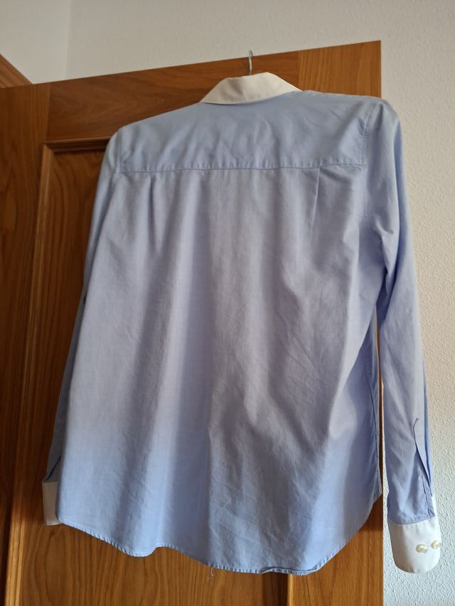Camisa elegante azul y blanca chico