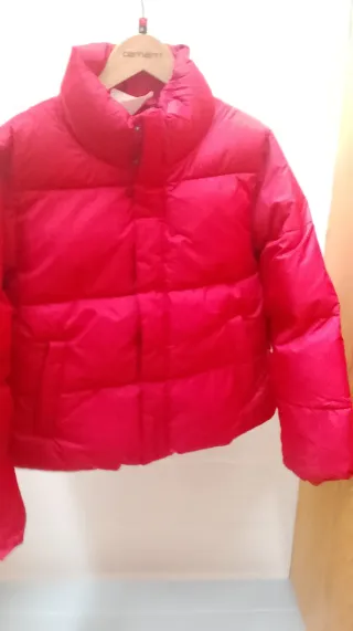 Abrigo plumífero Carhartt rojo