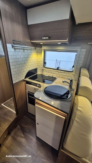 AUTOCARAVANA CARADO T447