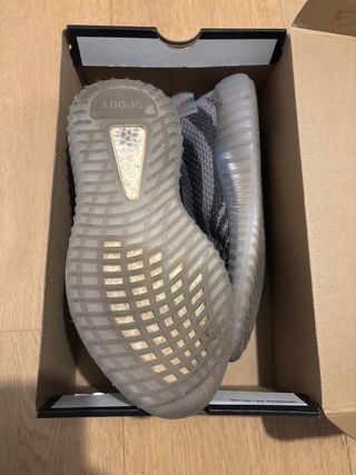 Adidas Yeezy 350 Boost V2 Gris Rojo
