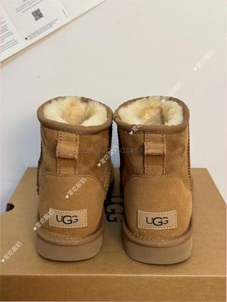 UGG 1016222 botas cortas cálidas