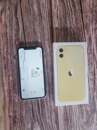 iPhone 11 giallo