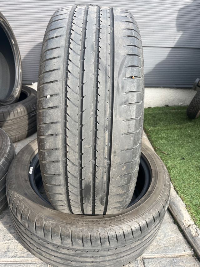 Neumático Goodyear EfficientGrip 205/50/17 89V