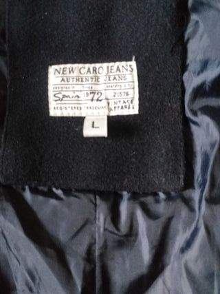 Abrigo de paño forrado talla L
Hombre o Mujer.