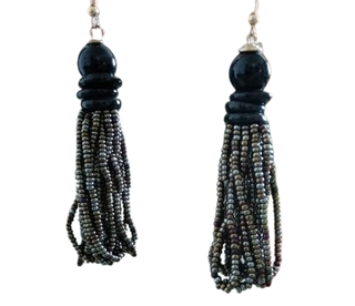 Orecchini pendenti lunghi multifilo neri e grigi