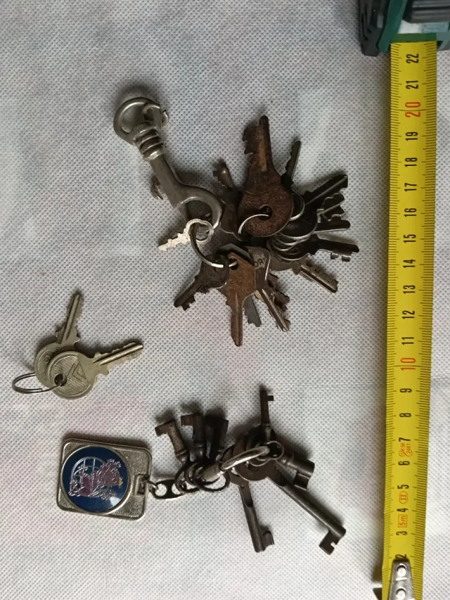 Molte vecchie chiavi