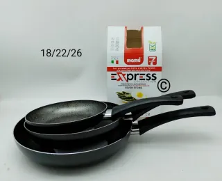 Set 3 Padelle Momu Express Collection a soli 20 €