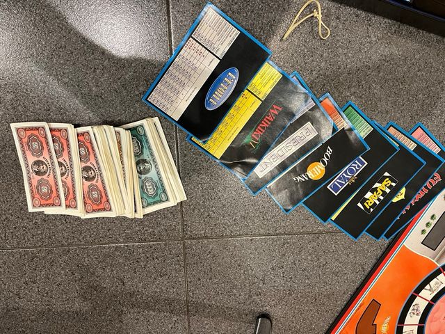 Juego de mesa Hotel MB años 80