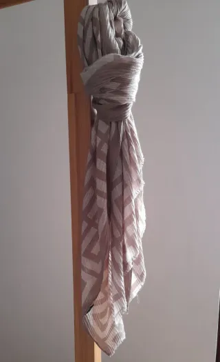 Sciarpa a quadri beige e marrone