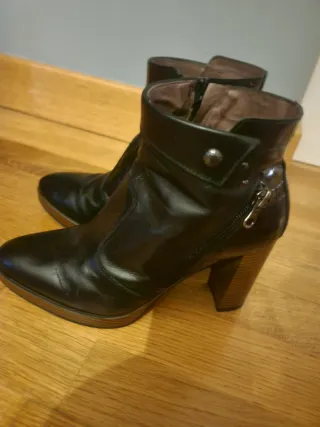 Botín tacón Nero Giardini negro
preciosas 9cm alto