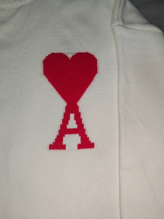 Jersey Ami Paris Corazón Rojo Talla S
