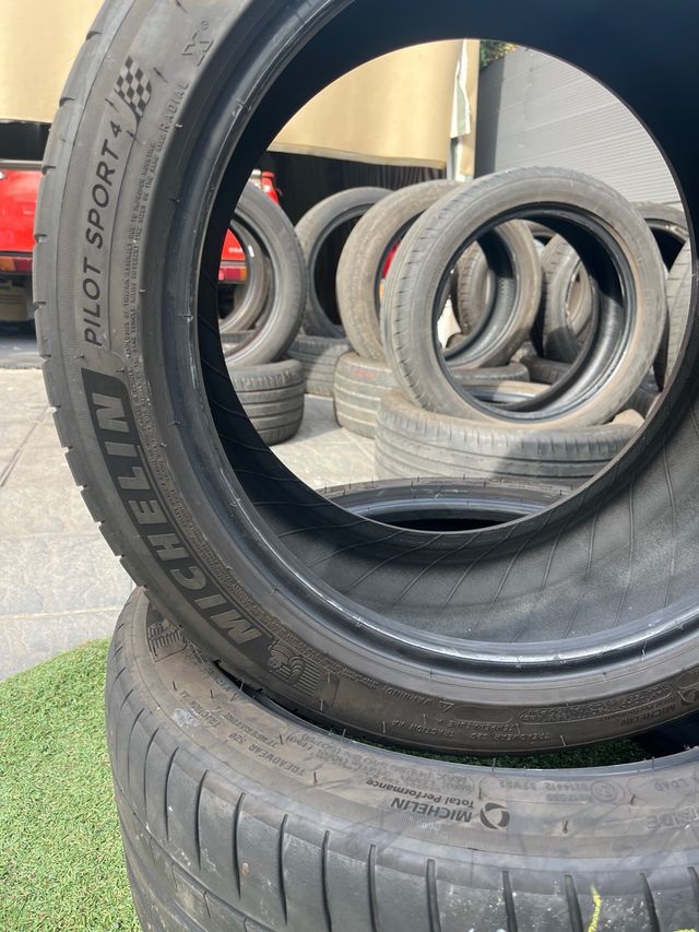 Michelin Pilot Sport 4 255/40/17 98Y