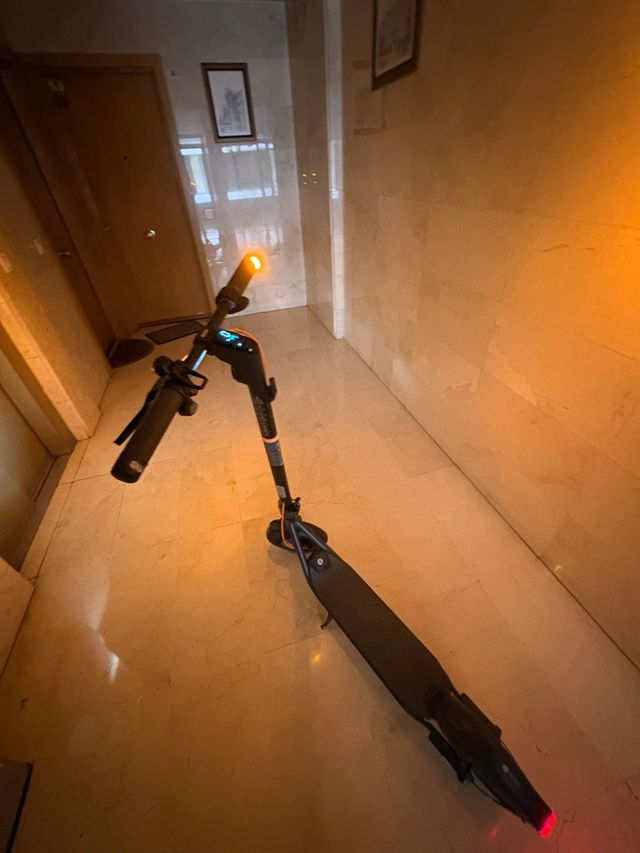 Ninebot KickScooter F2 Plus Patinete Eléctrico