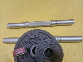 Mancuernas, elásticos y bandas de boxeo