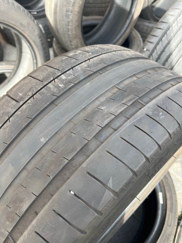 Michelin Pilot Super Sport 255/35/19 96Y
