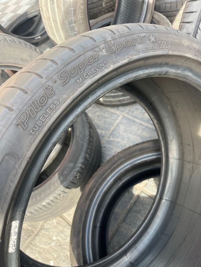 Michelin Pilot Super Sport 255/35/19 96Y
