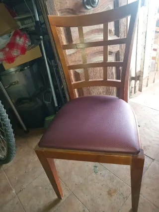 Sillas de madera maciza apilables