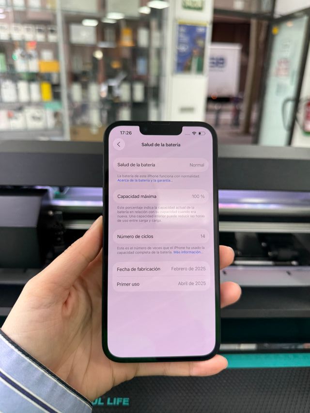 IPHONE 16e 128GB como nuevo