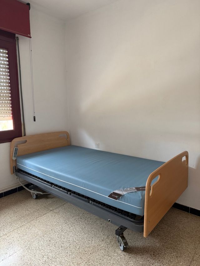 Cama articulada eléctrica Kuoris + Colchón visco