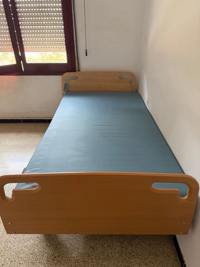Cama articulada eléctrica Kuoris + Colchón visco