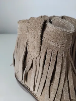 Stivali bambina Mango pelle sabbia con frange