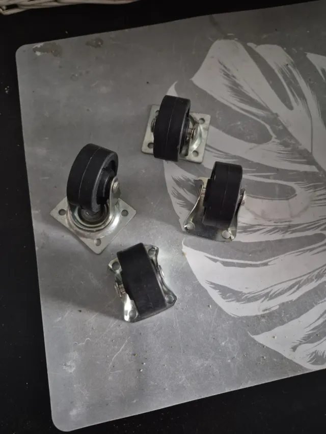 Juego de 4 ruedas para muebles