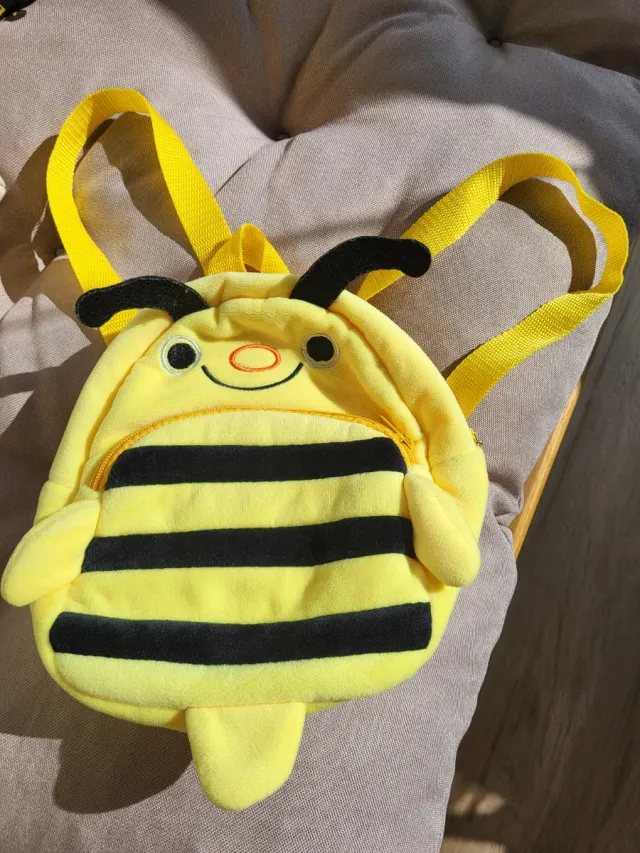Mochila infantil abeja