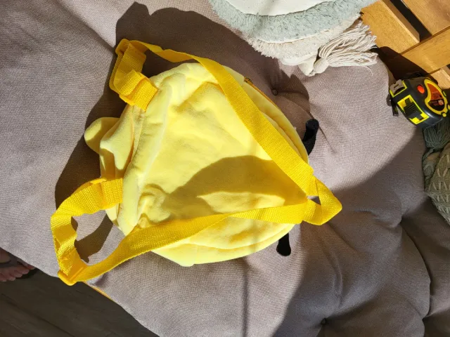 Mochila infantil abeja