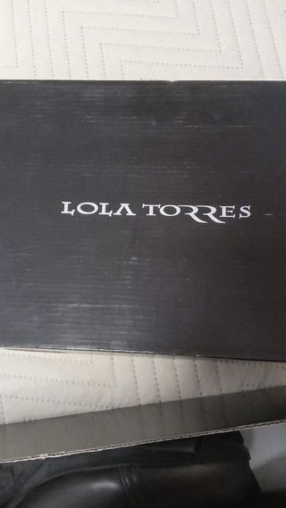 Zapatos con tacón grueso negros