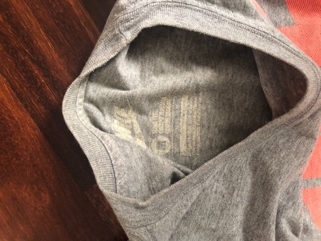 Camiseta Nike Gris Logo Grande