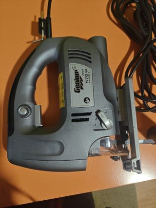 Sierra de vaivén Genium 570W