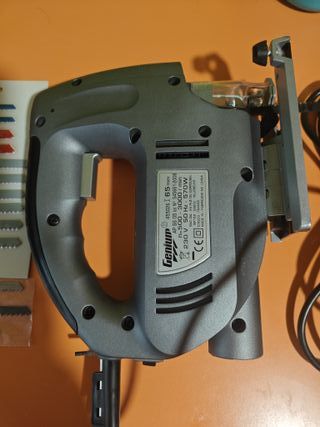 Sierra de vaivén Genium 570W