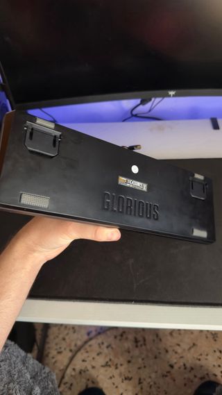 Teclado Glorius Gaming TKL 