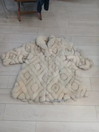 Pelliccia volpe beige/bianca