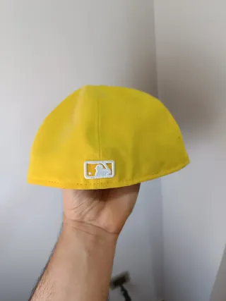 Gorra New Era NY Amarilla Talla 7 1/2