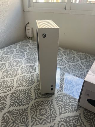 Xbox Series S Blanca prácticamente nueva sin mando