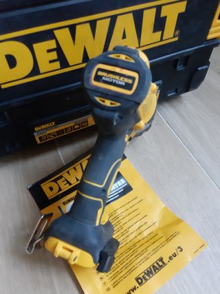  DeWalt DCD 996 taladro percutor + T-Stak