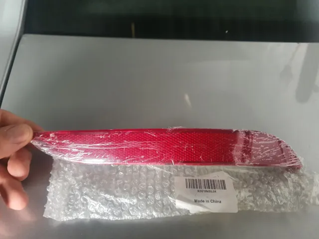 Reflectante trasero derecho  rojo de bmw serie 5 