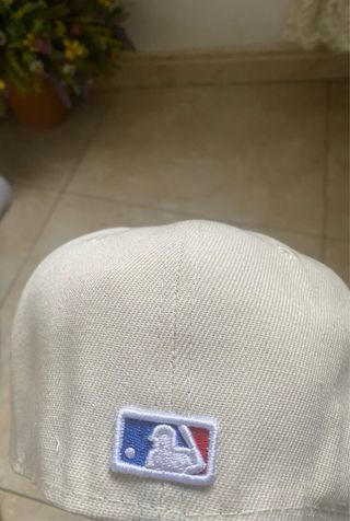 Gorra New Era LA Blanca y Azul